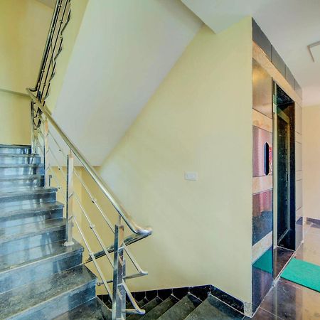 Super Hotel O White Ridge Sururnagar Dış mekan fotoğraf